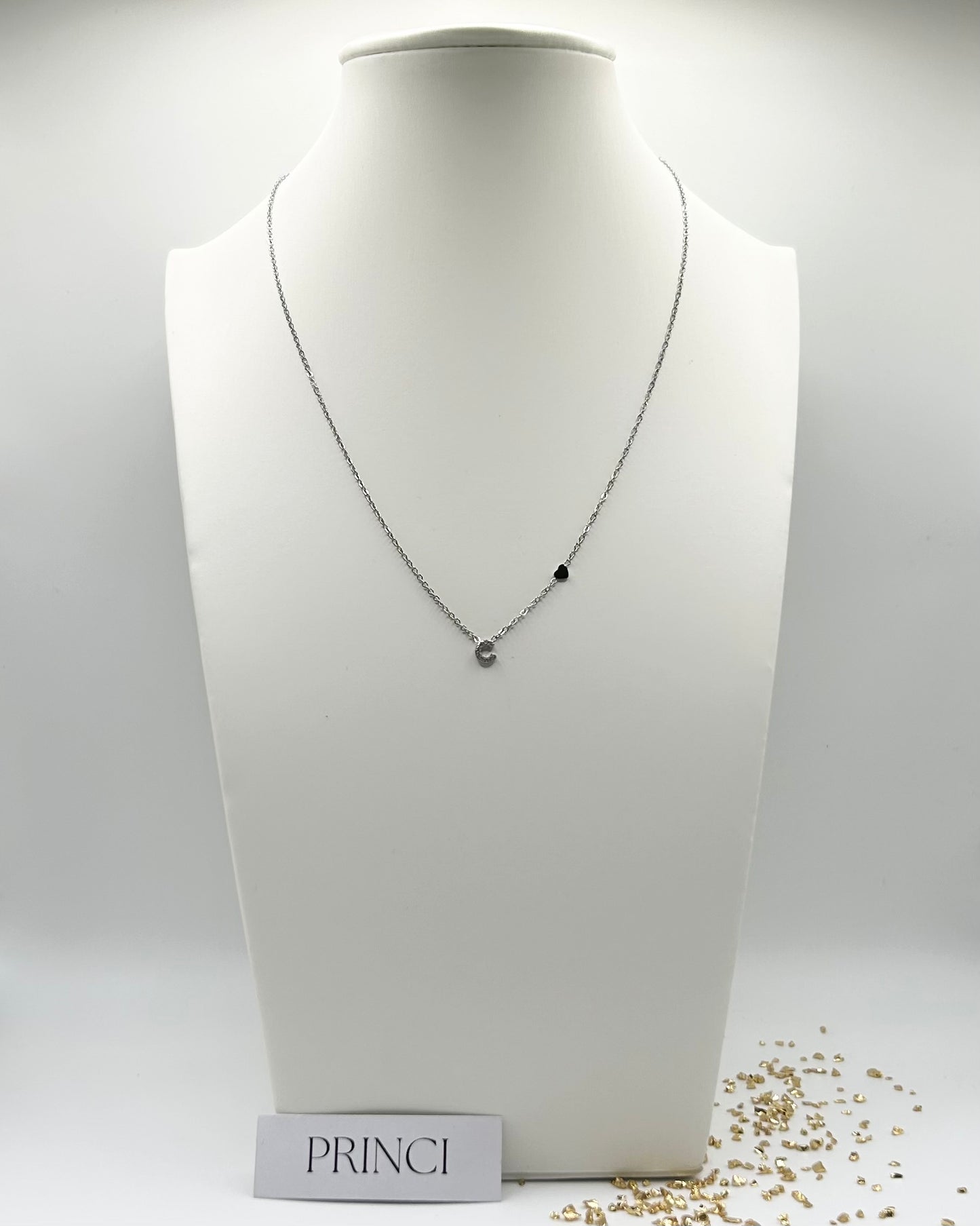 Collana lettera