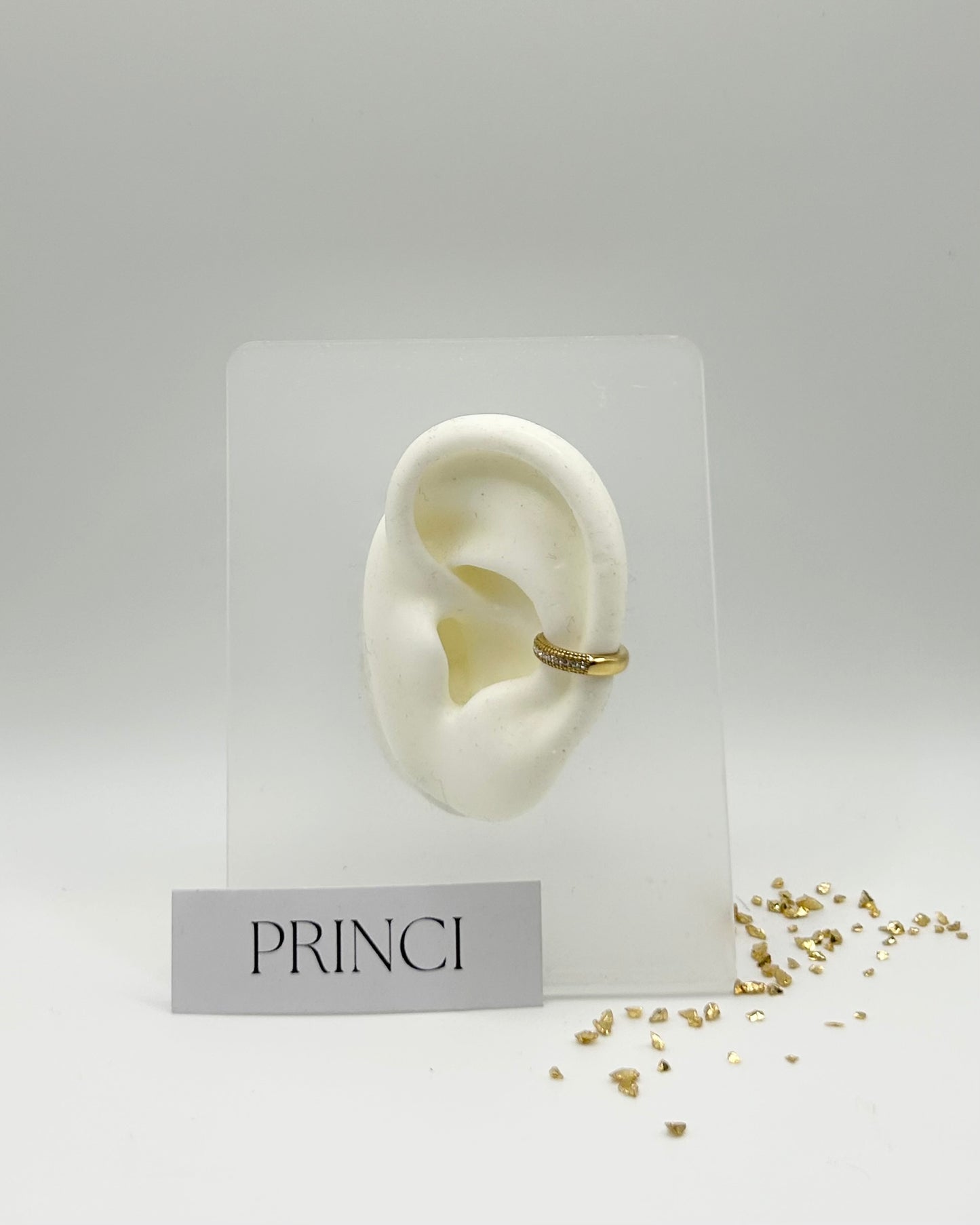 Ear cuff