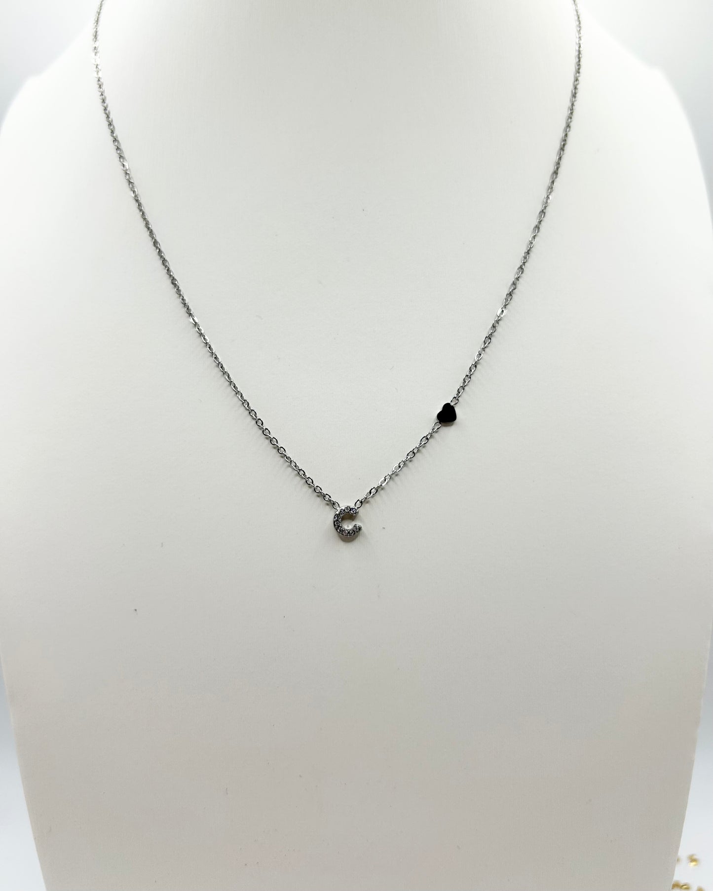 Collana lettera