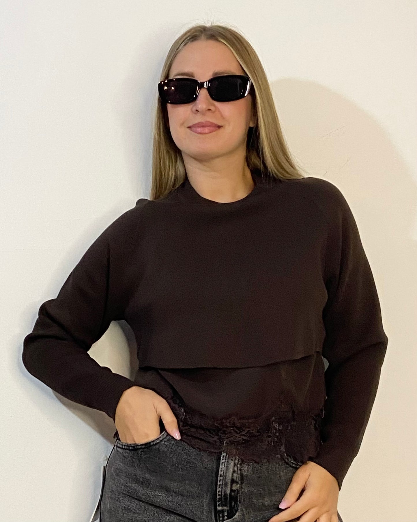 Maglia con fondo pizzo